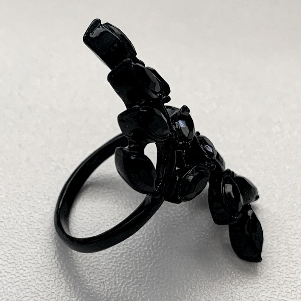 Women’s Black Double Ivy Leaf Ring Size 8 - Picture 4 of 8